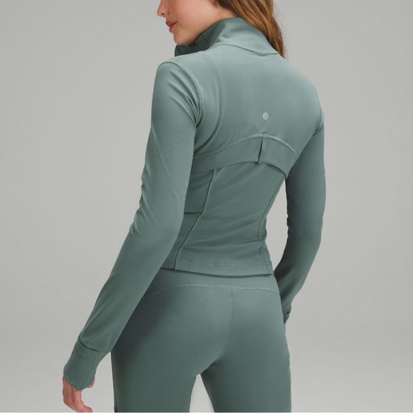 NWT Lululemon Cropped Define Jacket *Nulu Medium Forest Size 6 - Picture 8 of 10